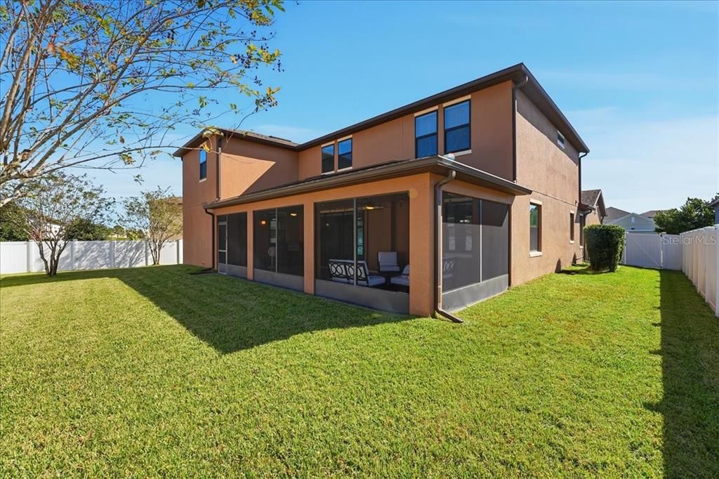 For Sale: $689,900 (4 beds, 3 baths, 3070 Square Feet)