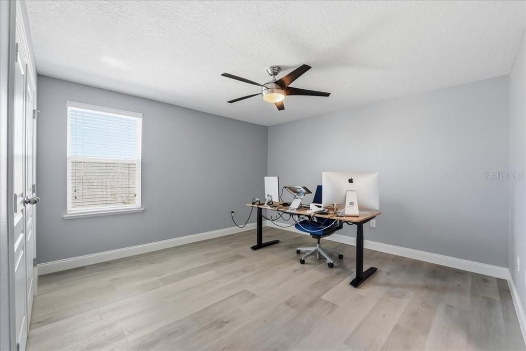 For Sale: $689,900 (4 beds, 3 baths, 3070 Square Feet)