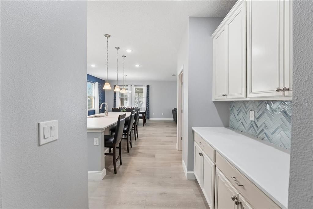 For Sale: $689,900 (4 beds, 3 baths, 3070 Square Feet)