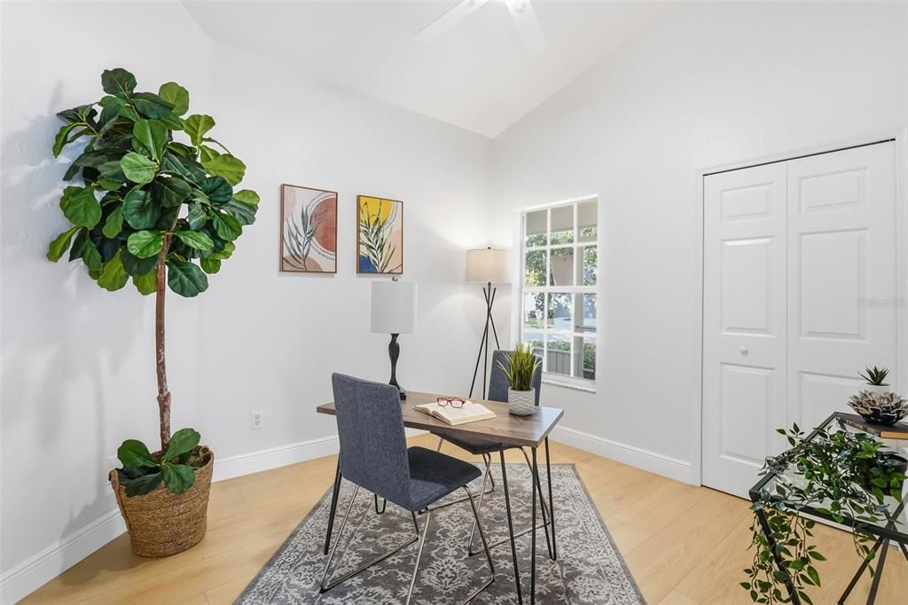 For Sale: $330,000 (3 beds, 2 baths, 1170 Square Feet)