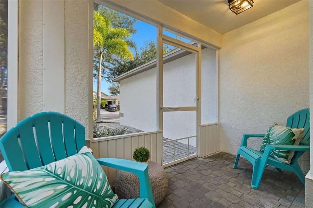 For Sale: $330,000 (3 beds, 2 baths, 1170 Square Feet)