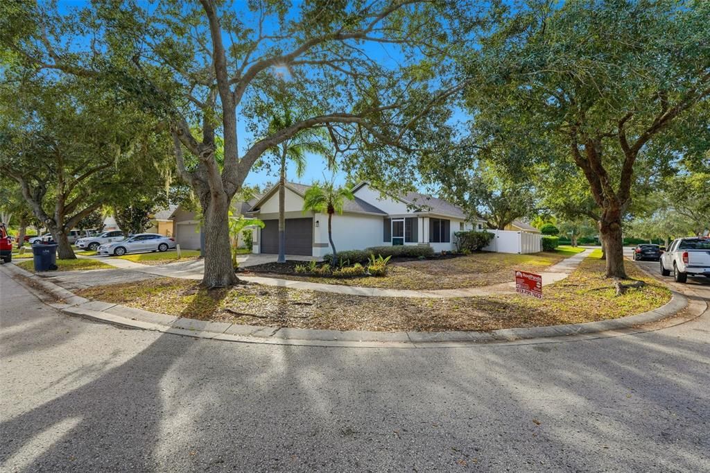 For Sale: $330,000 (3 beds, 2 baths, 1170 Square Feet)