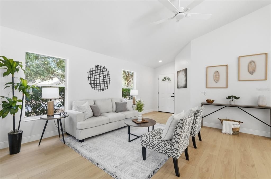 For Sale: $330,000 (3 beds, 2 baths, 1170 Square Feet)