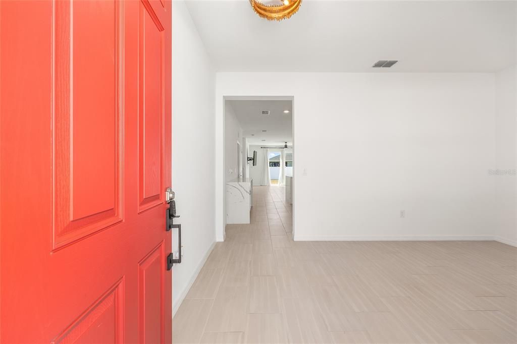 待售: $395,000 (4 贝兹, 2 浴室, 2409 平方英尺)