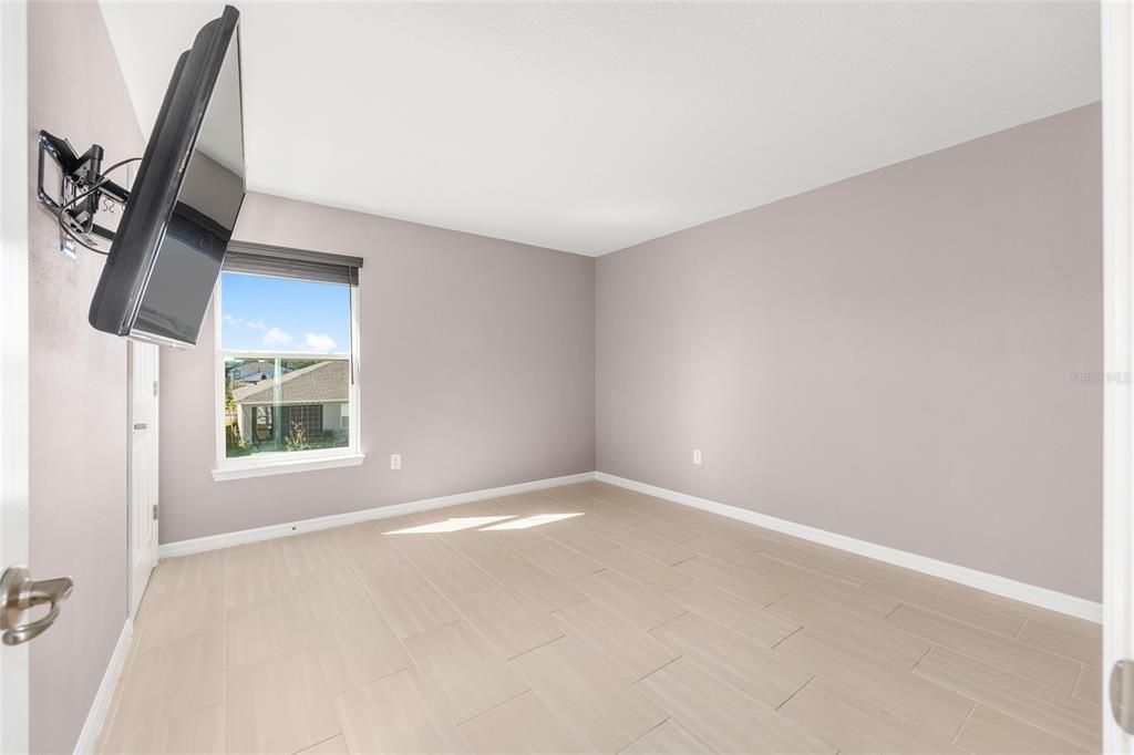 待售: $395,000 (4 贝兹, 2 浴室, 2409 平方英尺)