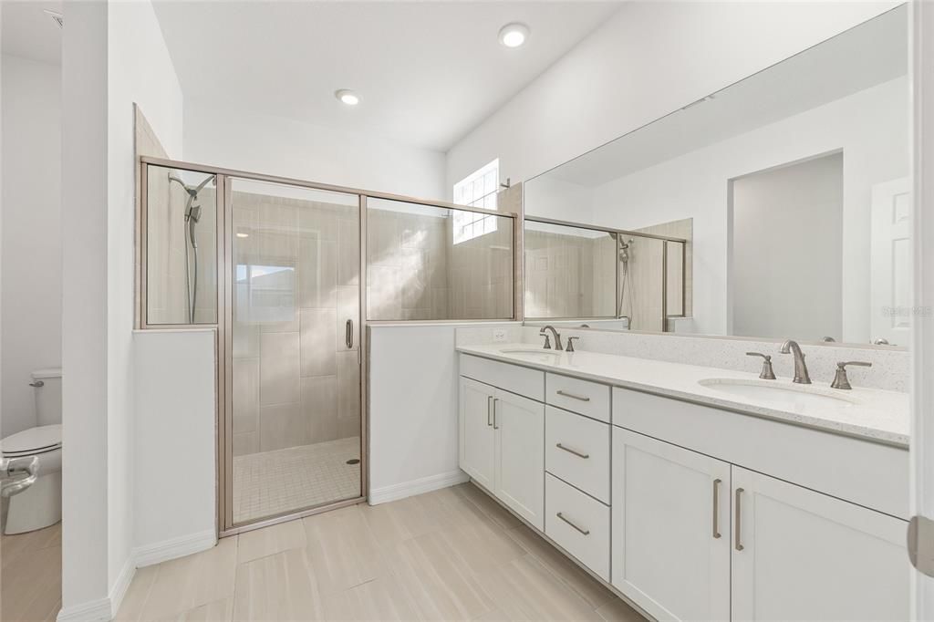 待售: $395,000 (4 贝兹, 2 浴室, 2409 平方英尺)