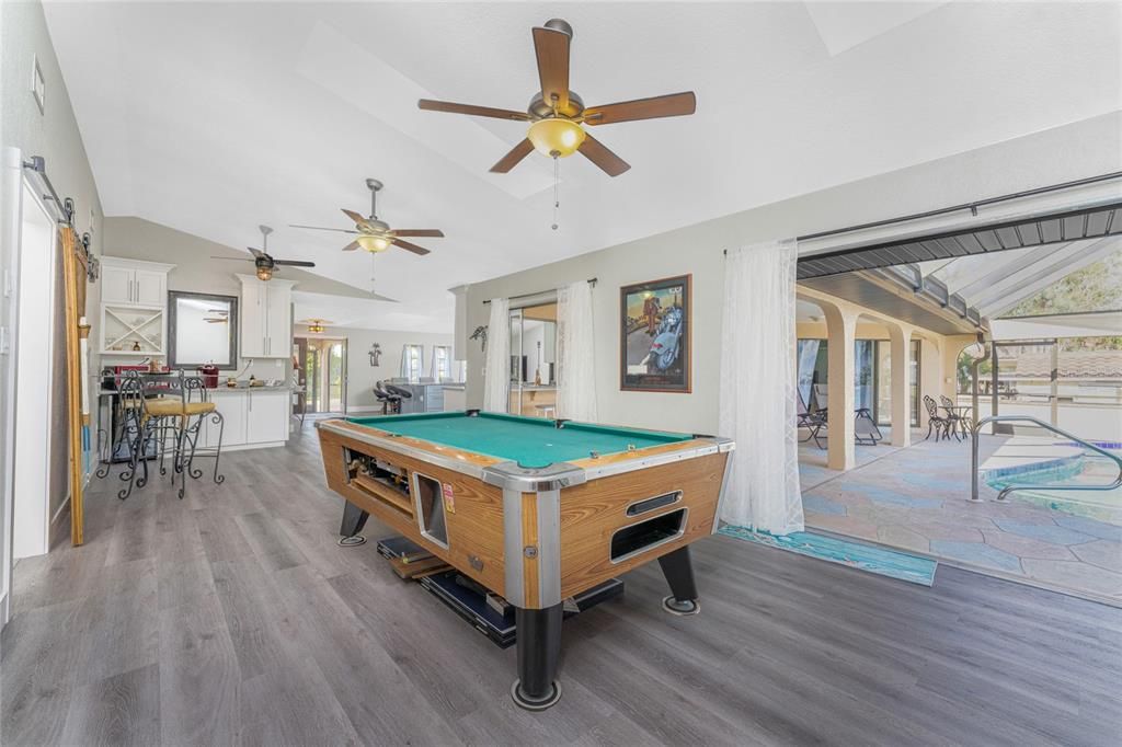 На продажу: $549,000 (3 спален, 2 ванн, 2293 Квадратных фут)