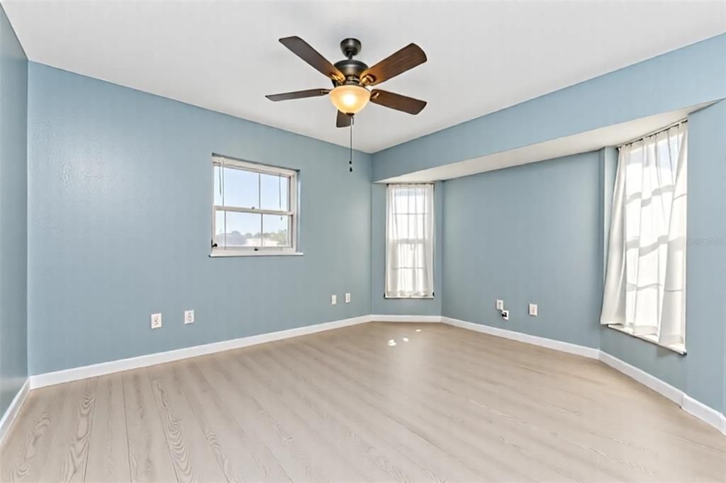 На продажу: $549,000 (3 спален, 2 ванн, 2293 Квадратных фут)