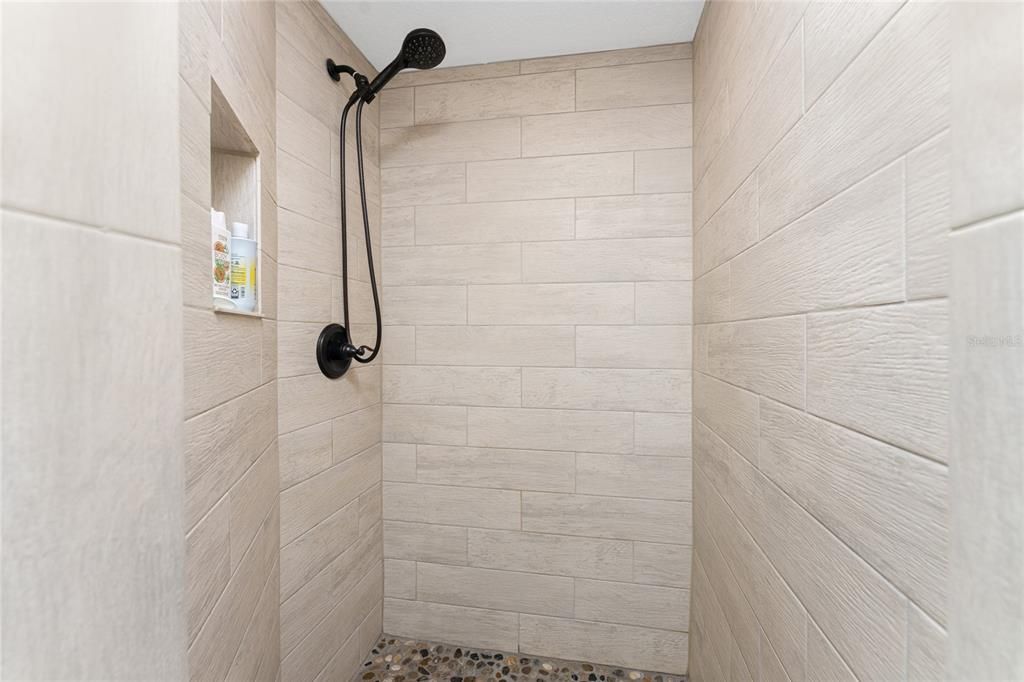 На продажу: $549,000 (3 спален, 2 ванн, 2293 Квадратных фут)