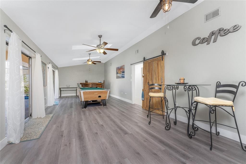 На продажу: $549,000 (3 спален, 2 ванн, 2293 Квадратных фут)