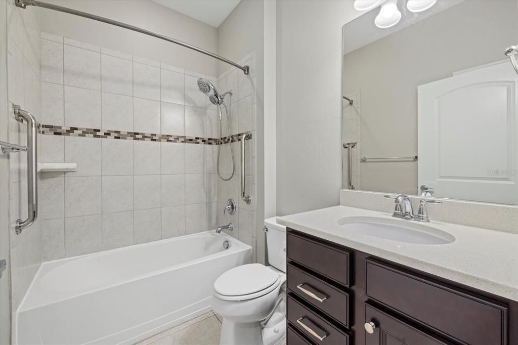 For Sale: $750,000 (5 beds, 3 baths, 3088 Square Feet)