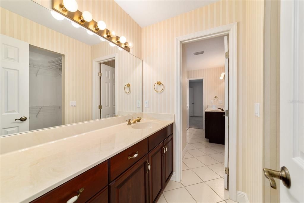 待售: $1,600,000 (4 贝兹, 3 浴室, 4191 平方英尺)