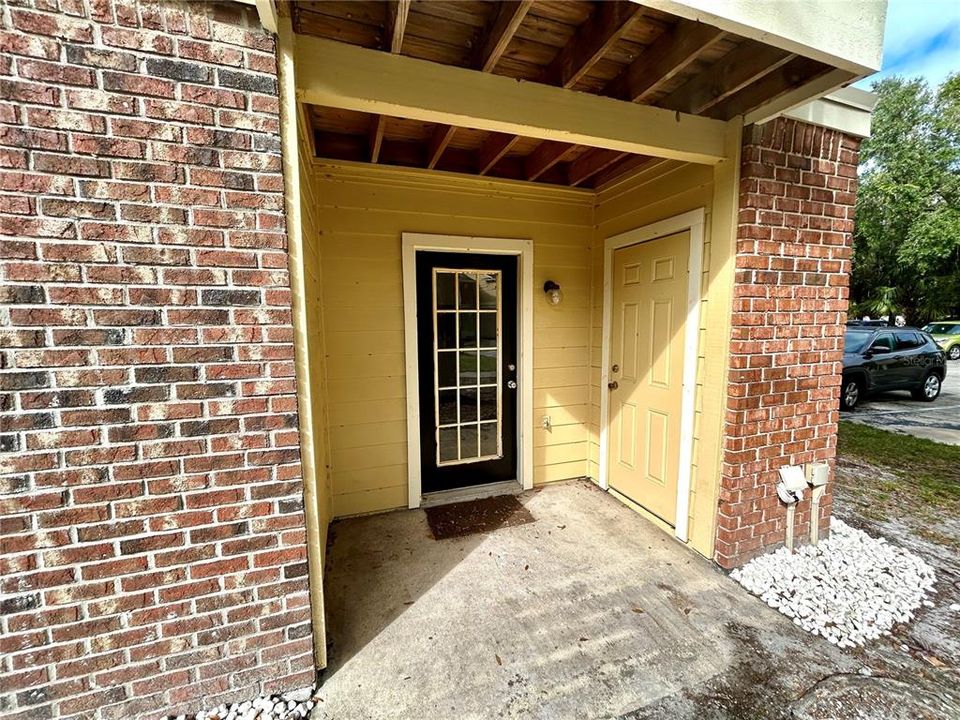 В аренду: $1,250 (1 спален, 1 ванн, 581 Квадратных фут)