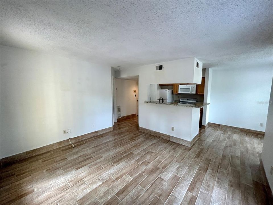 В аренду: $1,250 (1 спален, 1 ванн, 581 Квадратных фут)