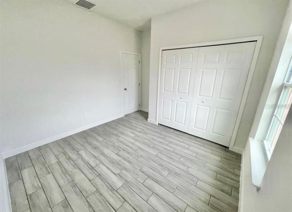 出租: $2,000 (4 贝兹, 2 浴室, 1765 平方英尺)