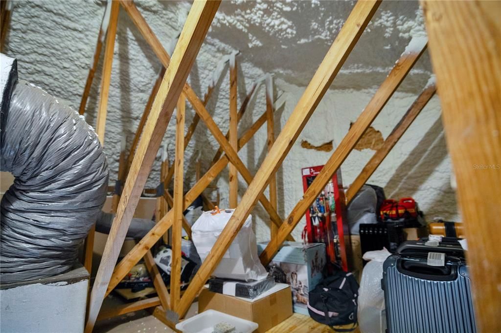 En Venta: $299,500 (3 camas, 2 baños, 1395 Pies cuadrados)