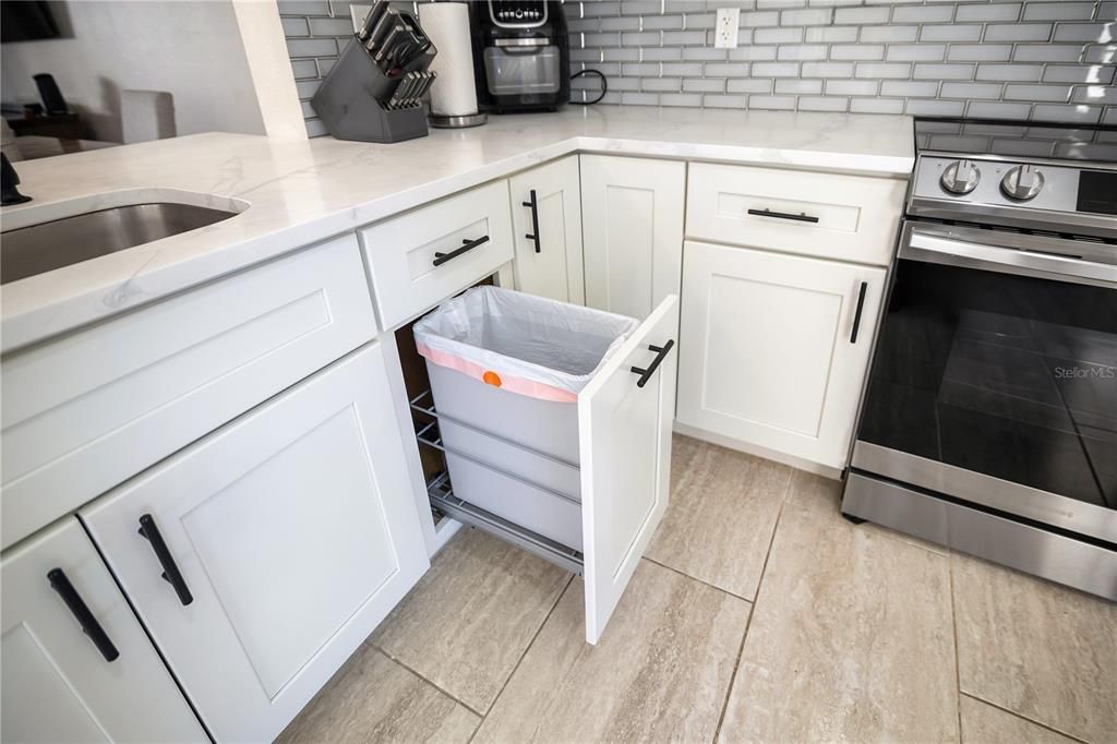 En Venta: $299,500 (3 camas, 2 baños, 1395 Pies cuadrados)