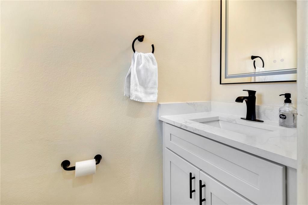 En Venta: $299,500 (3 camas, 2 baños, 1395 Pies cuadrados)