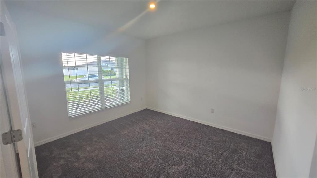 For Rent: $2,298 (5 beds, 3 baths, 2271 Square Feet)