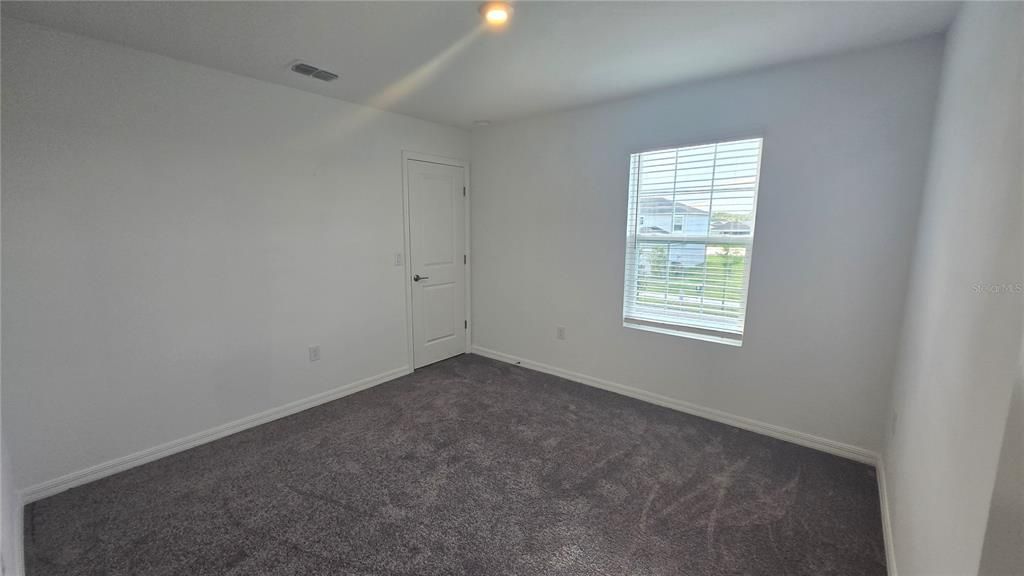 For Rent: $2,298 (5 beds, 3 baths, 2271 Square Feet)