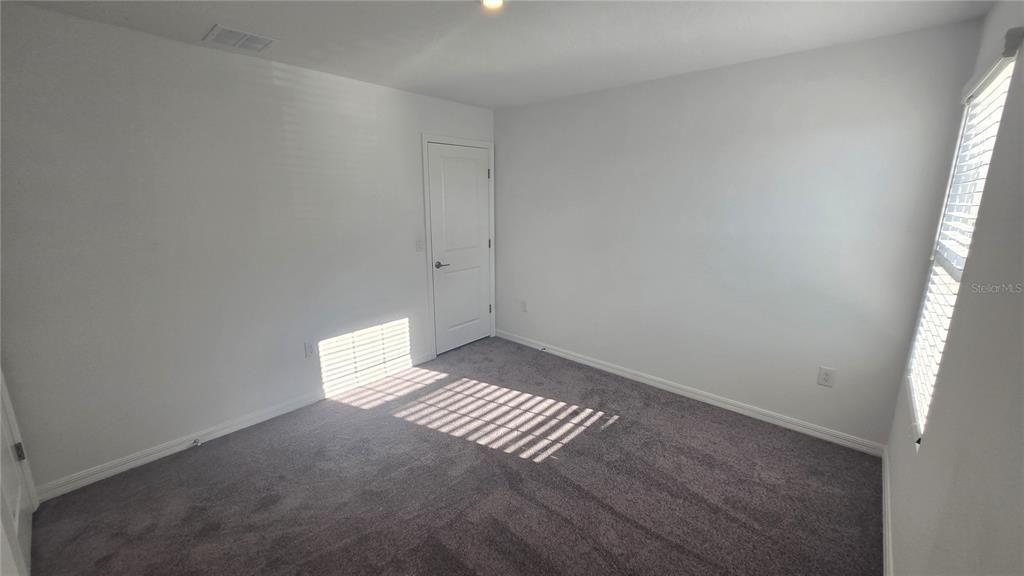 For Rent: $2,298 (5 beds, 3 baths, 2271 Square Feet)