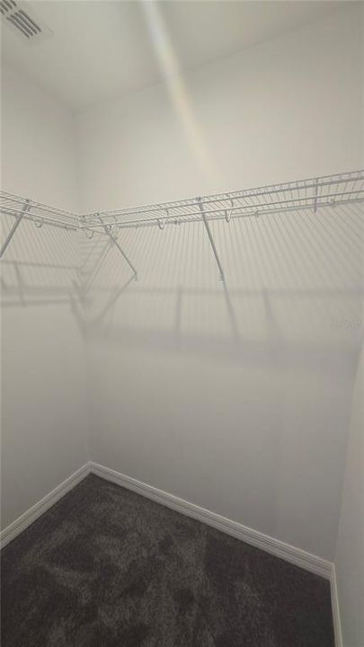 For Rent: $2,298 (5 beds, 3 baths, 2271 Square Feet)