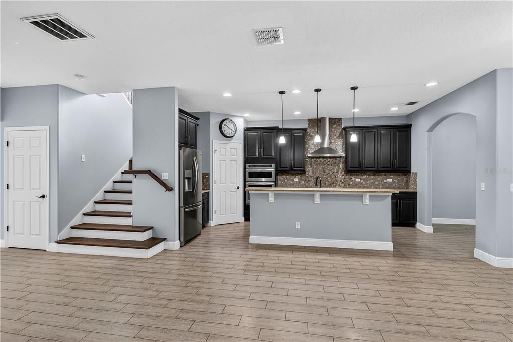 На продажу: $585,000 (4 спален, 3 ванн, 3096 Квадратных фут)