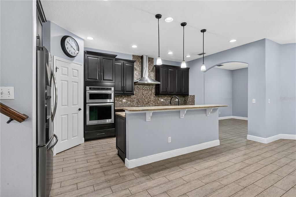 На продажу: $585,000 (4 спален, 3 ванн, 3096 Квадратных фут)