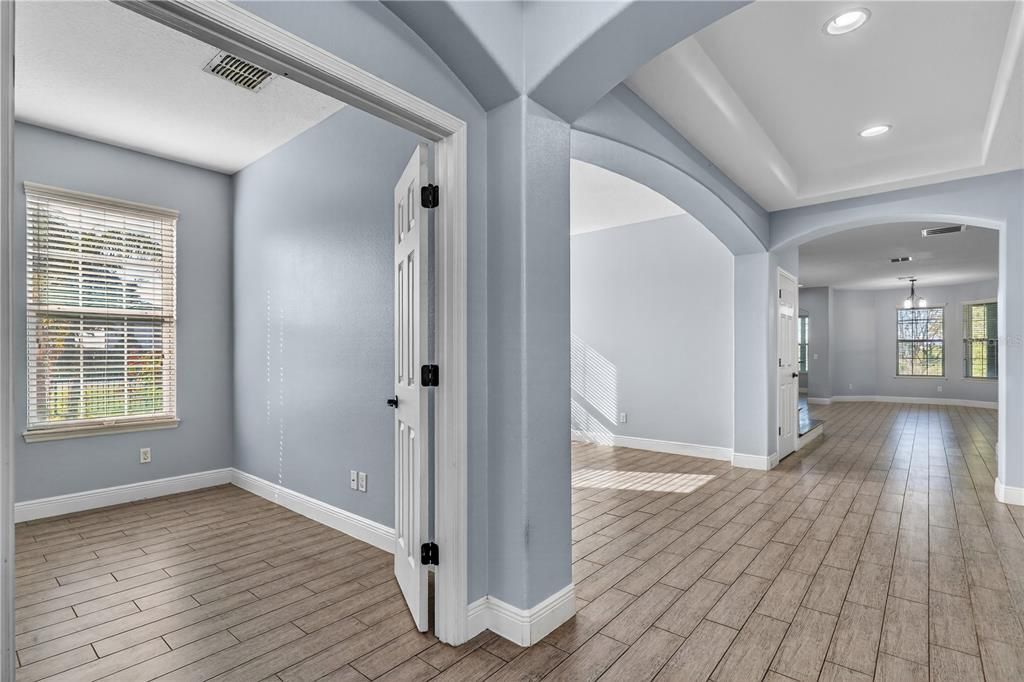 На продажу: $585,000 (4 спален, 3 ванн, 3096 Квадратных фут)