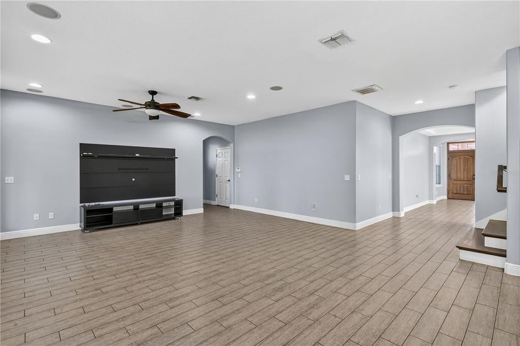 На продажу: $585,000 (4 спален, 3 ванн, 3096 Квадратных фут)