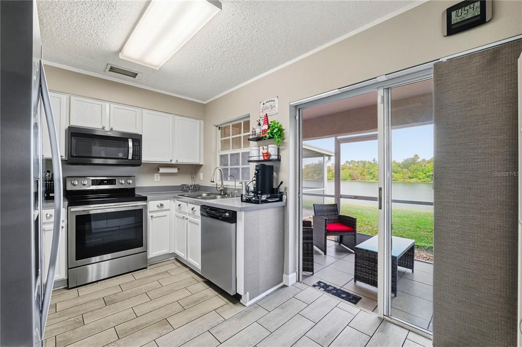 For Sale: $249,000 (2 beds, 2 baths, 1496 Square Feet)