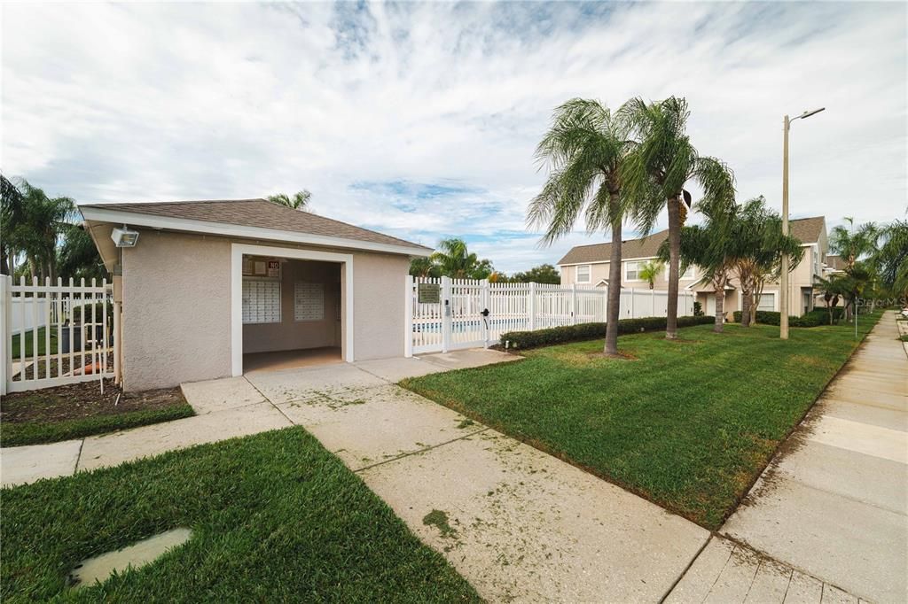 For Sale: $249,000 (2 beds, 2 baths, 1496 Square Feet)