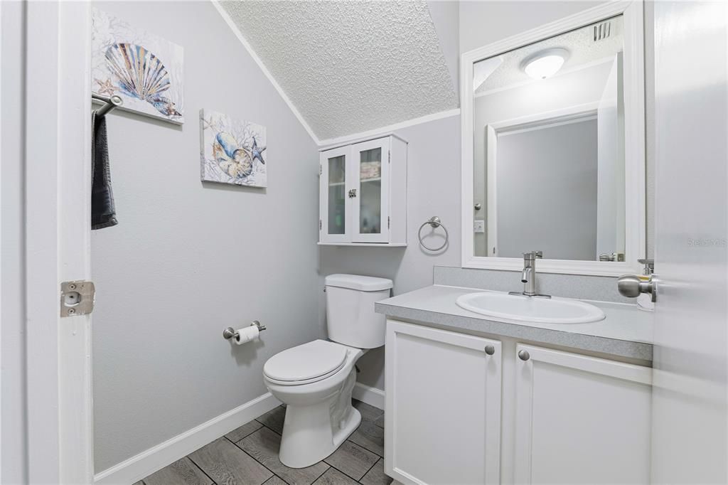 For Sale: $249,000 (2 beds, 2 baths, 1496 Square Feet)