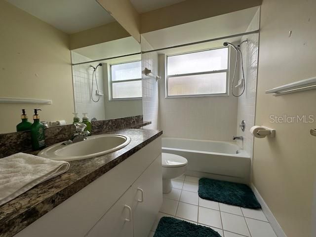 出租: $2,195 (2 贝兹, 2 浴室, 1450 平方英尺)