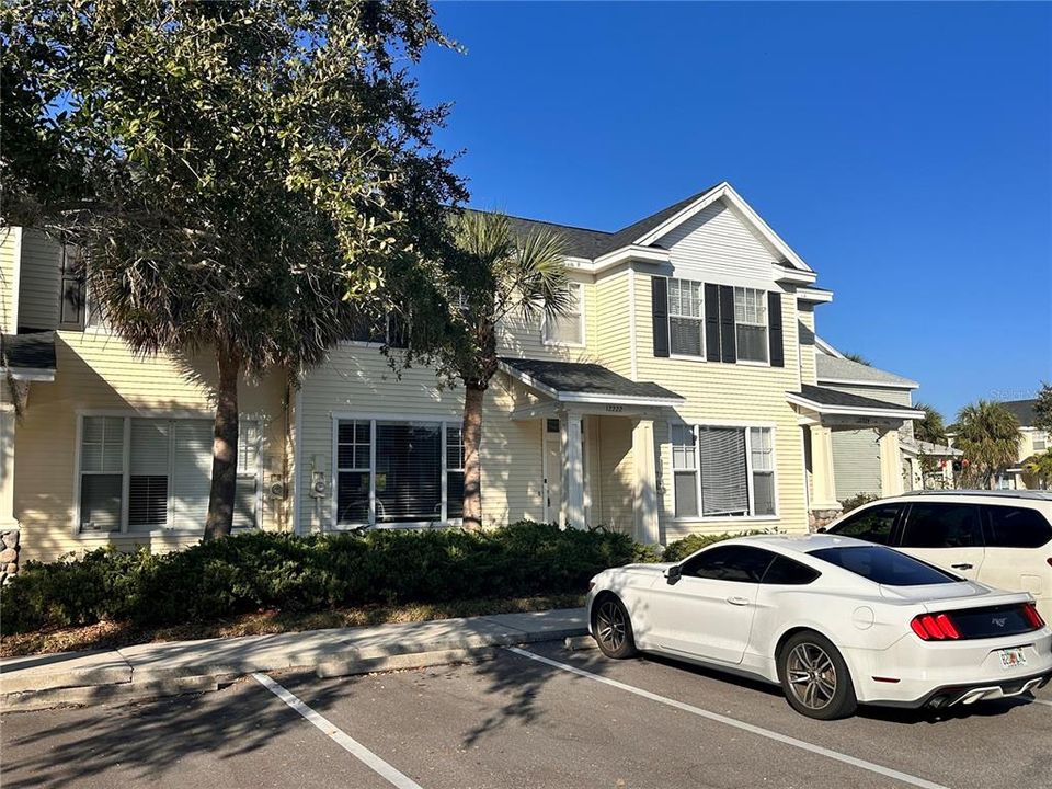 For Rent: $1,800 (2 beds, 1 baths, 1134 Square Feet)