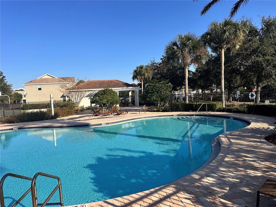 For Rent: $1,800 (2 beds, 1 baths, 1134 Square Feet)