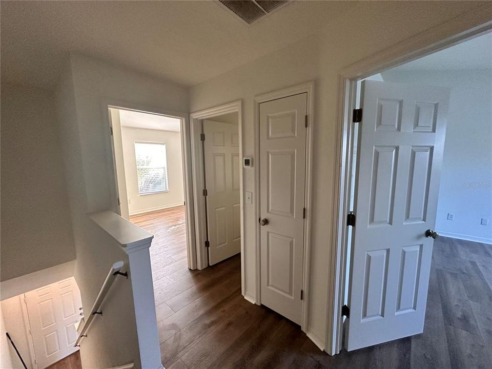 For Rent: $1,800 (2 beds, 1 baths, 1134 Square Feet)