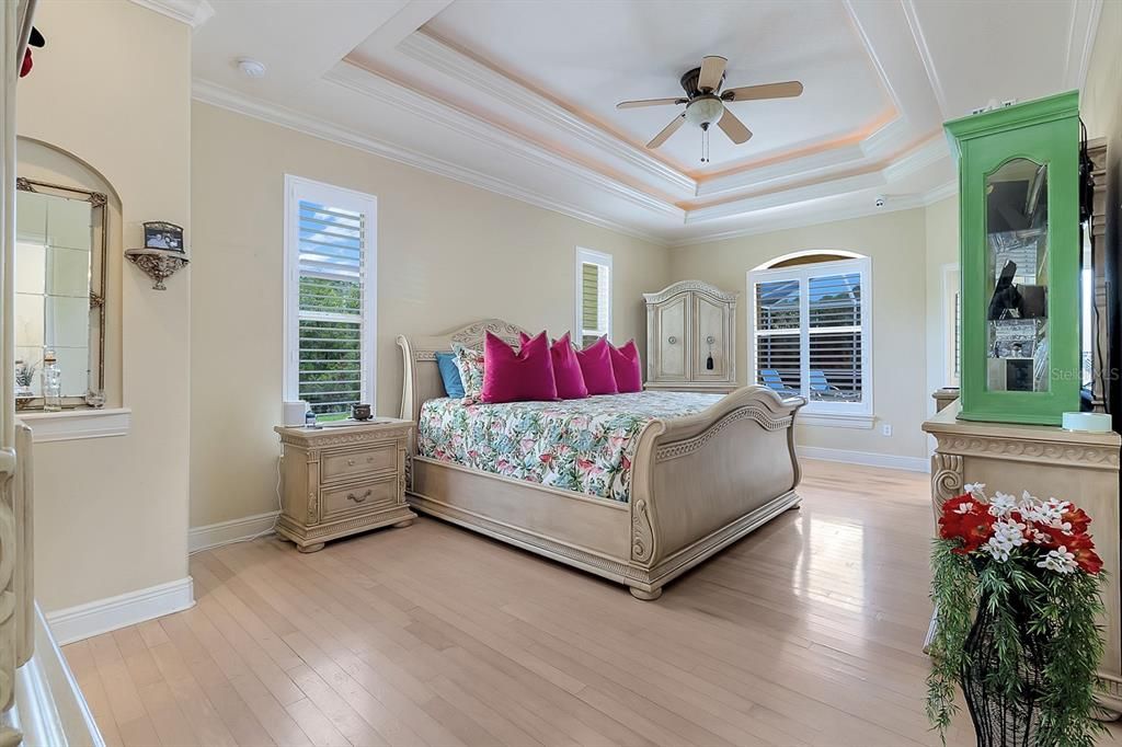 На продажу: $1,299,000 (3 спален, 3 ванн, 2592 Квадратных фут)