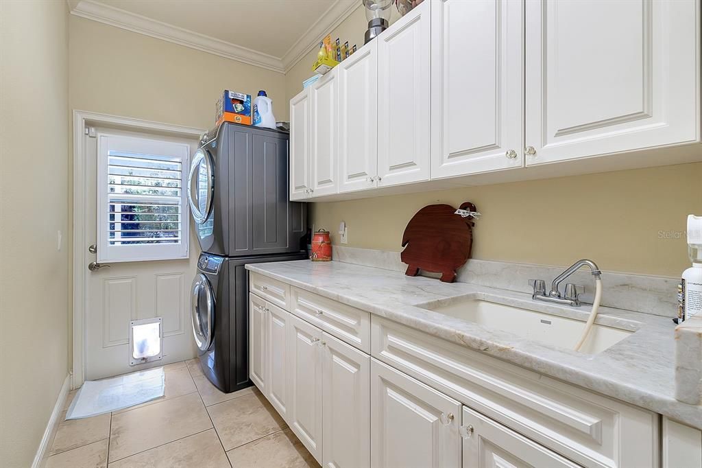 На продажу: $1,299,000 (3 спален, 3 ванн, 2592 Квадратных фут)