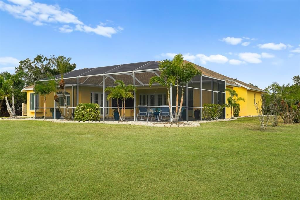 En Venta: $1,299,000 (3 camas, 3 baños, 2592 Pies cuadrados)