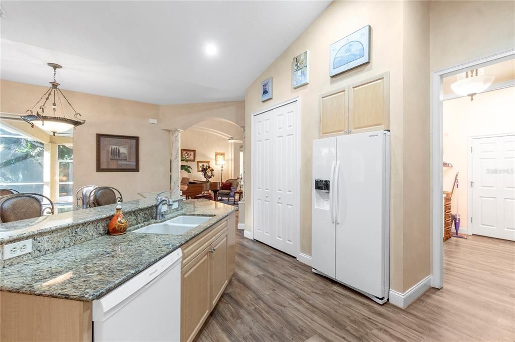 For Sale: $949,999 (4 beds, 3 baths, 2623 Square Feet)