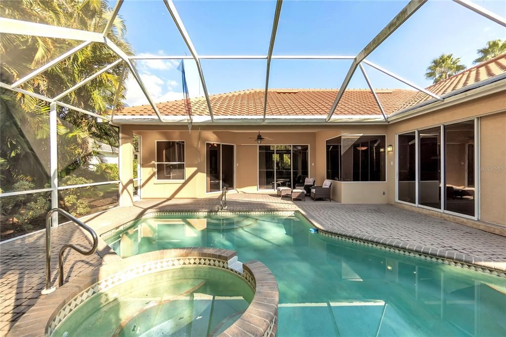 For Sale: $949,999 (4 beds, 3 baths, 2623 Square Feet)