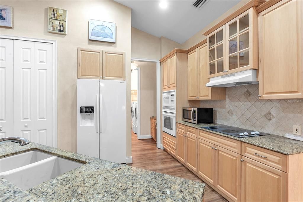 For Sale: $949,999 (4 beds, 3 baths, 2623 Square Feet)