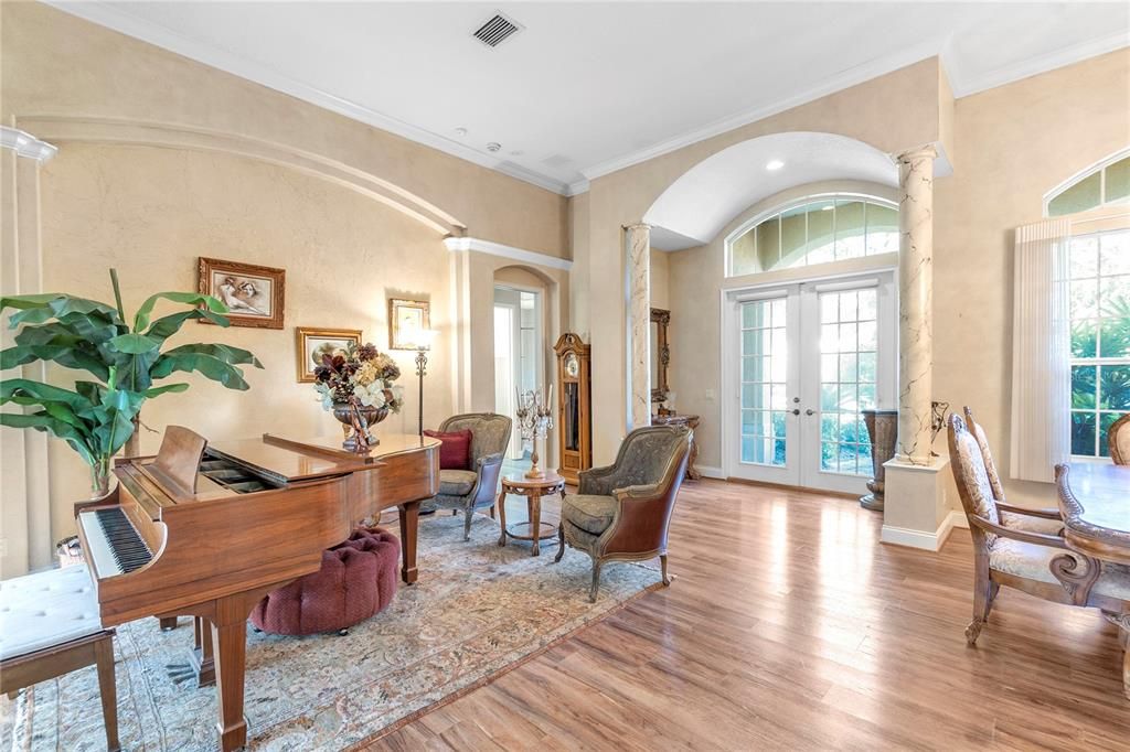 For Sale: $949,999 (4 beds, 3 baths, 2623 Square Feet)