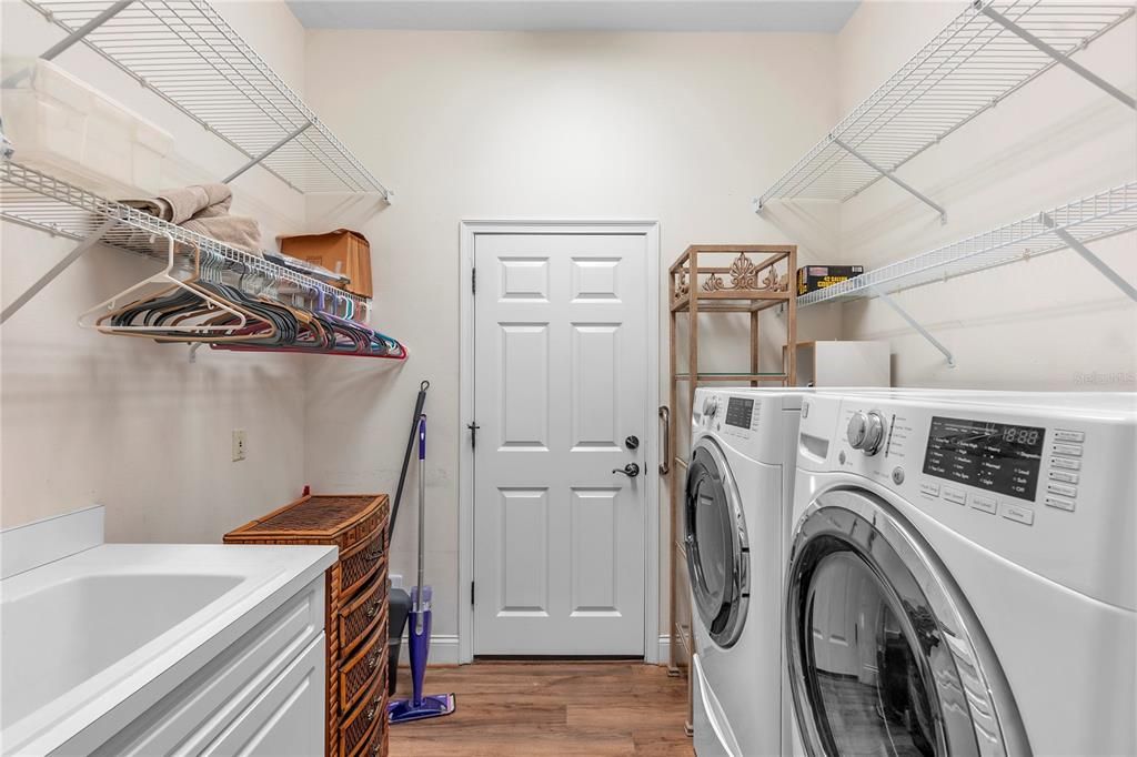 For Sale: $949,999 (4 beds, 3 baths, 2623 Square Feet)