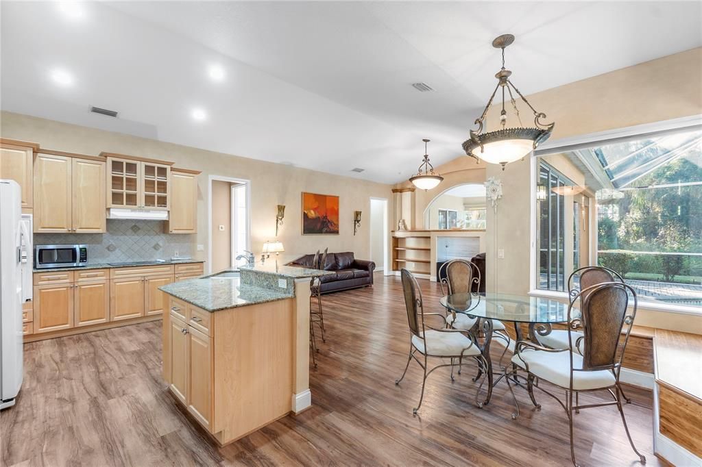 For Sale: $949,999 (4 beds, 3 baths, 2623 Square Feet)