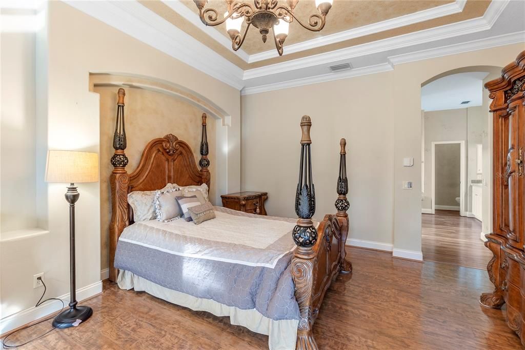 For Sale: $949,999 (4 beds, 3 baths, 2623 Square Feet)