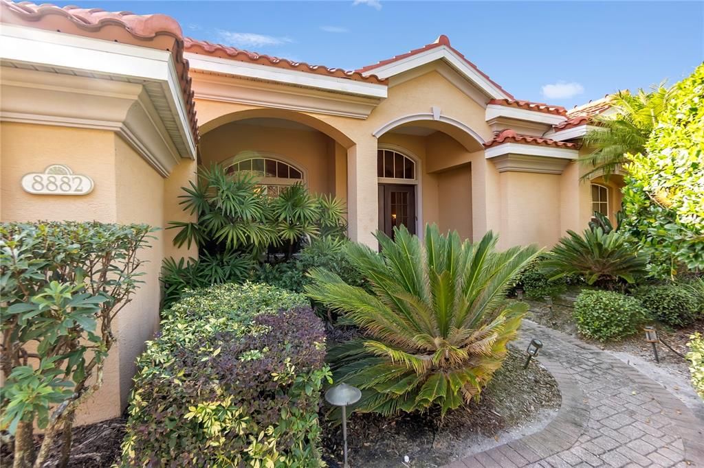 For Sale: $949,999 (4 beds, 3 baths, 2623 Square Feet)