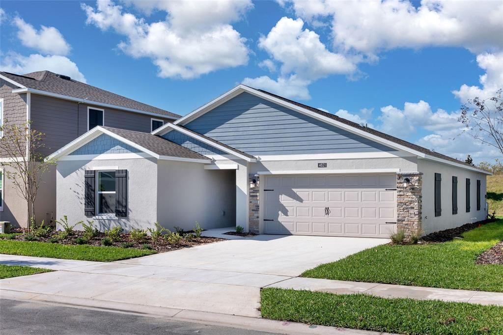 En Renta: $2,300 (4 camas, 2 baños, 2109 Pies cuadrados)