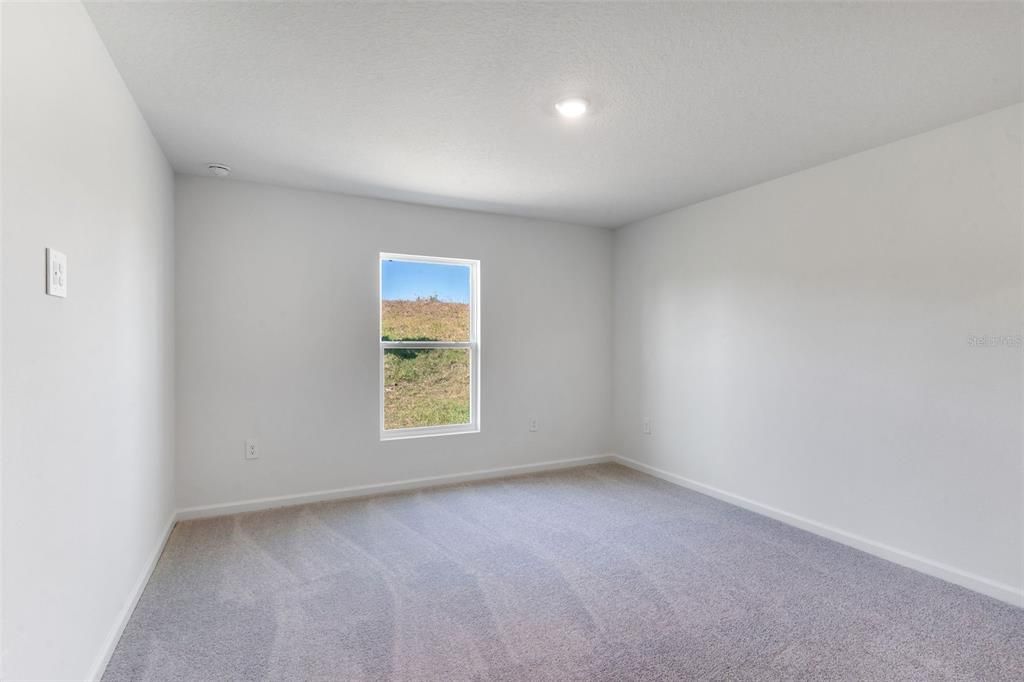 En Renta: $2,300 (4 camas, 2 baños, 2109 Pies cuadrados)